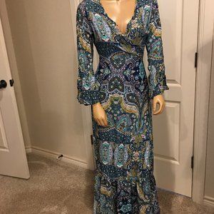 Great wrap dress with pretty print
